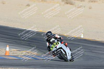 media/Jan-12-2025-CVMA (Sun) [[be1d2b16e3]]/Race 3-Amateur Supersport Middleweight/